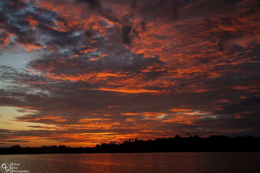 Jamu Lodge Puerto Montufar ภายนอก รูปภาพ