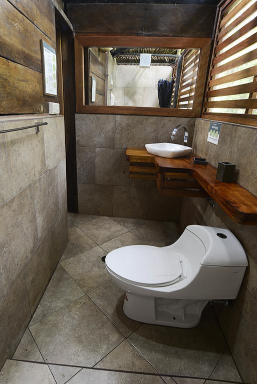 Jamu Lodge Puerto Montufar ห้อง รูปภาพ