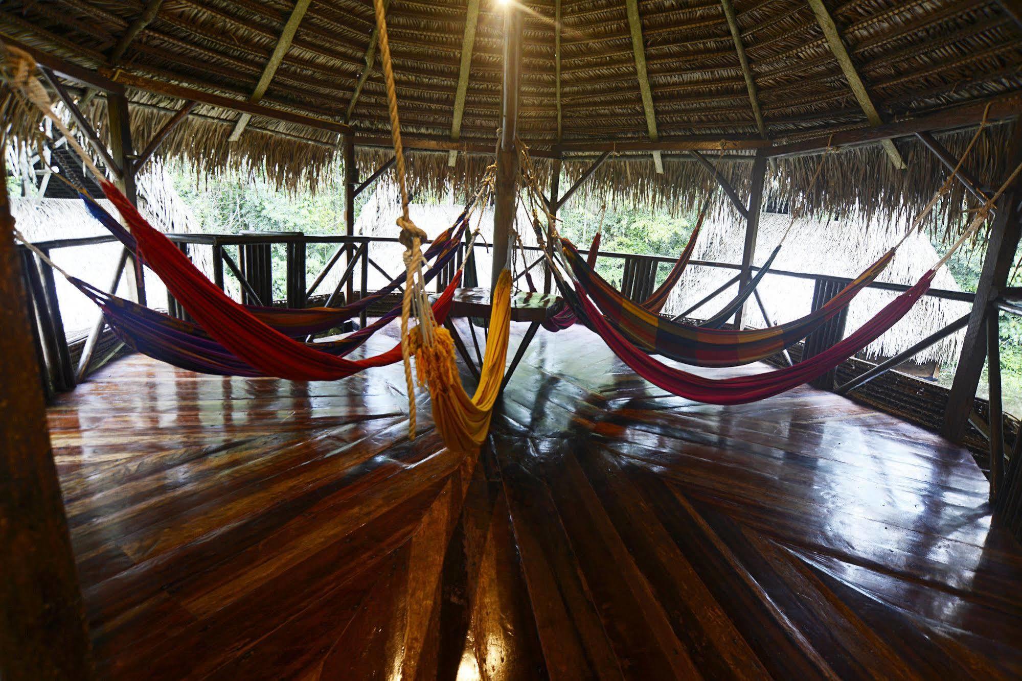 Jamu Lodge Puerto Montufar ภายนอก รูปภาพ