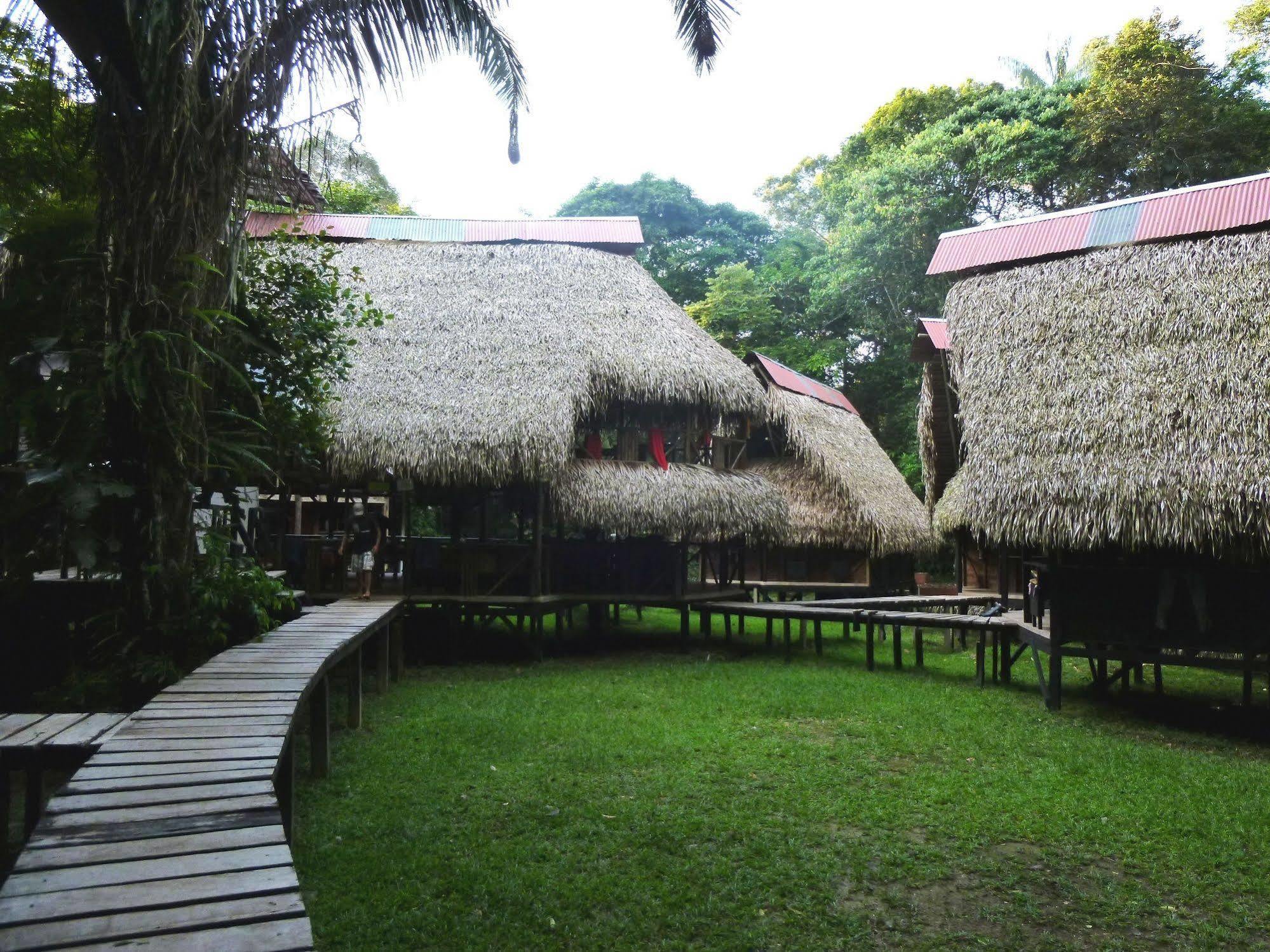 Jamu Lodge Puerto Montufar ภายนอก รูปภาพ