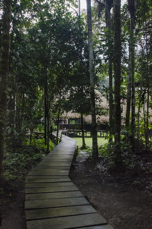 Jamu Lodge Puerto Montufar ภายนอก รูปภาพ