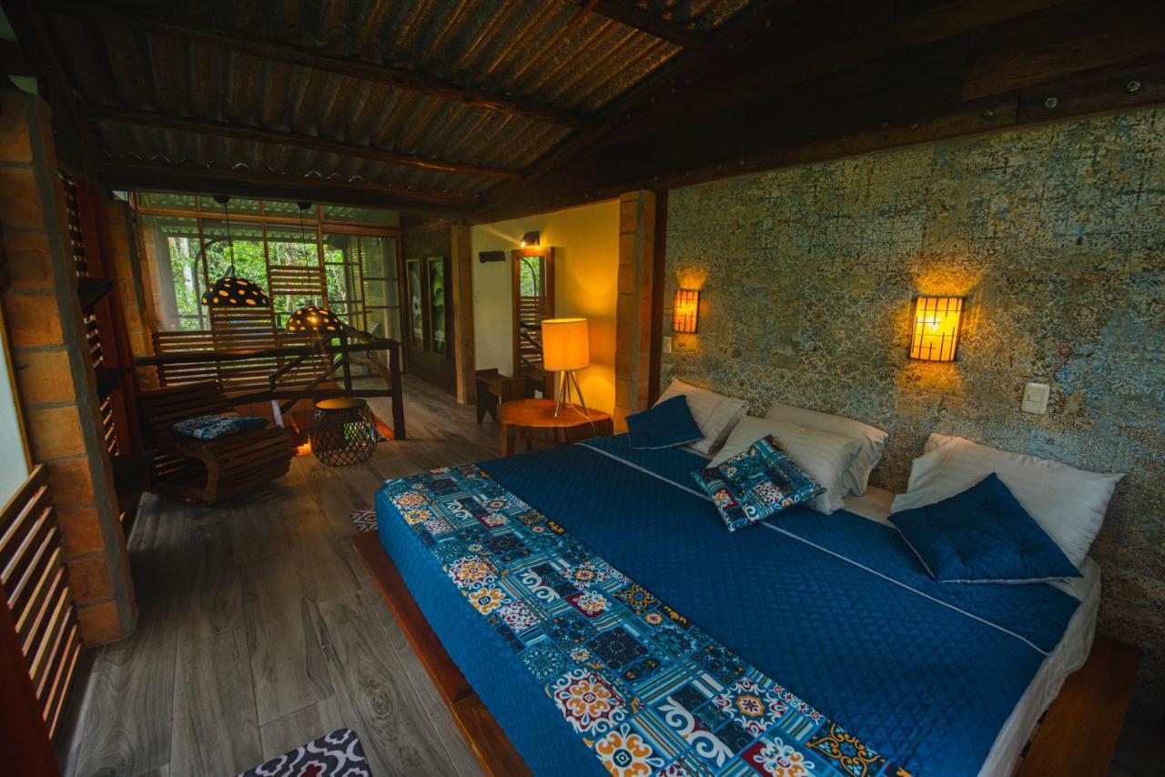 Jamu Lodge Puerto Montufar ภายนอก รูปภาพ